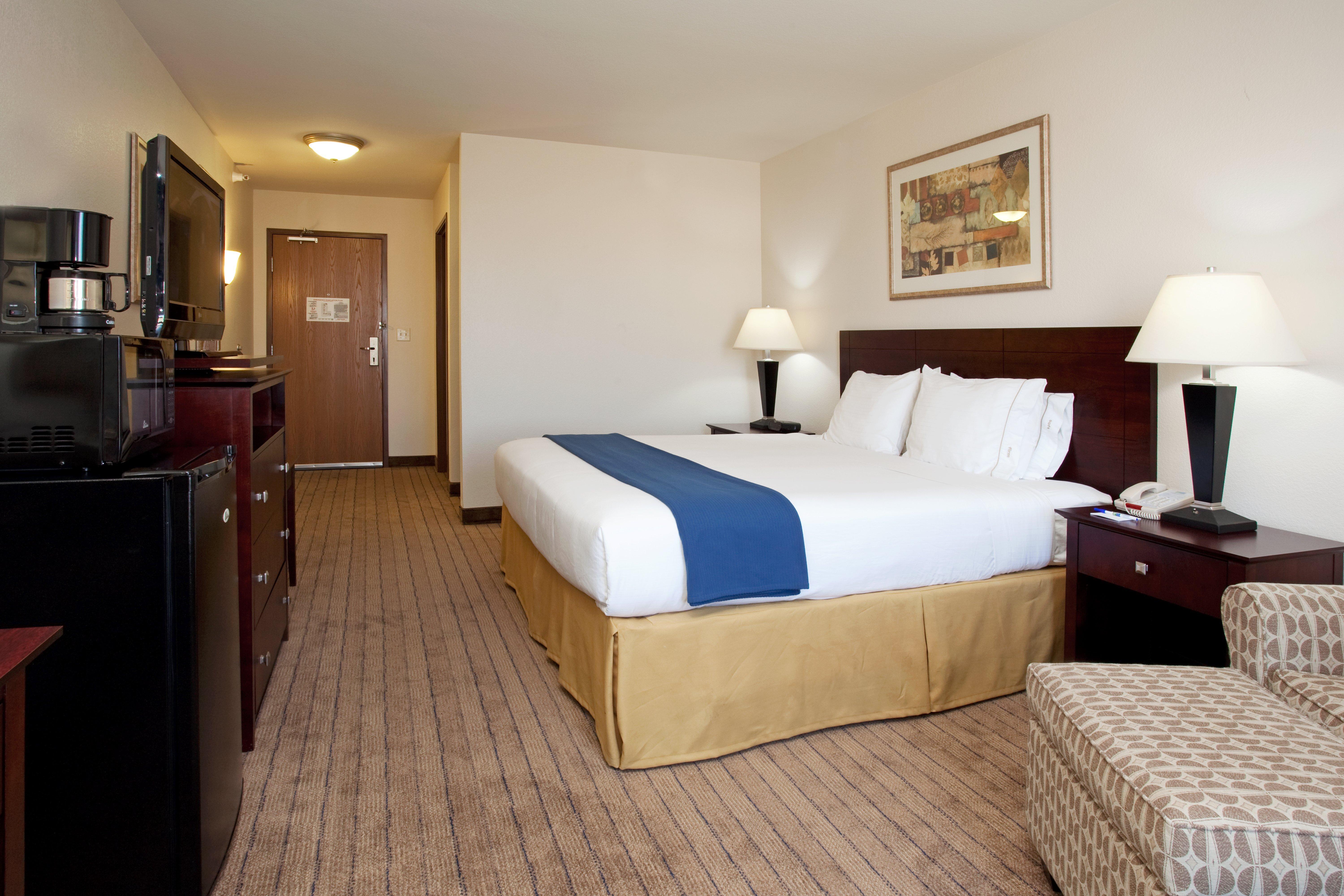 Holiday Inn Express & Suites Buffalo, An Ihg Hotel Екстер'єр фото
