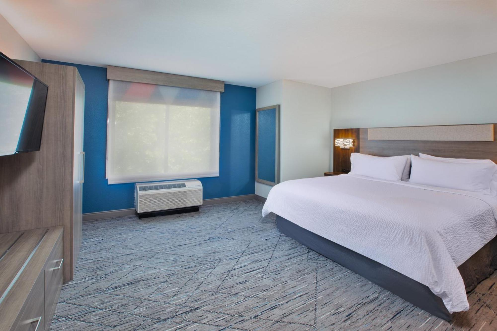 Holiday Inn Express & Suites Buffalo, An Ihg Hotel Екстер'єр фото