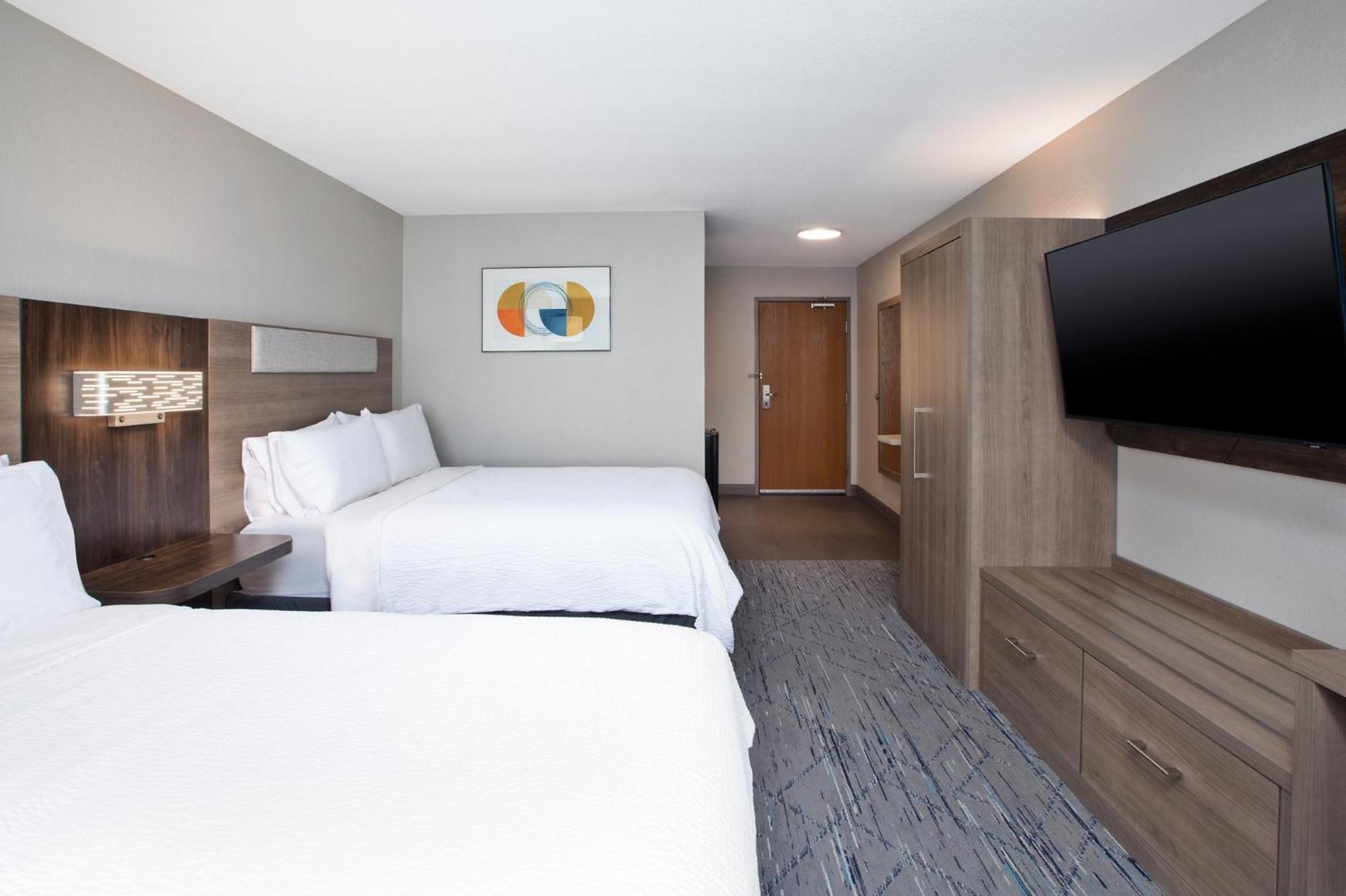 Holiday Inn Express & Suites Buffalo, An Ihg Hotel Екстер'єр фото